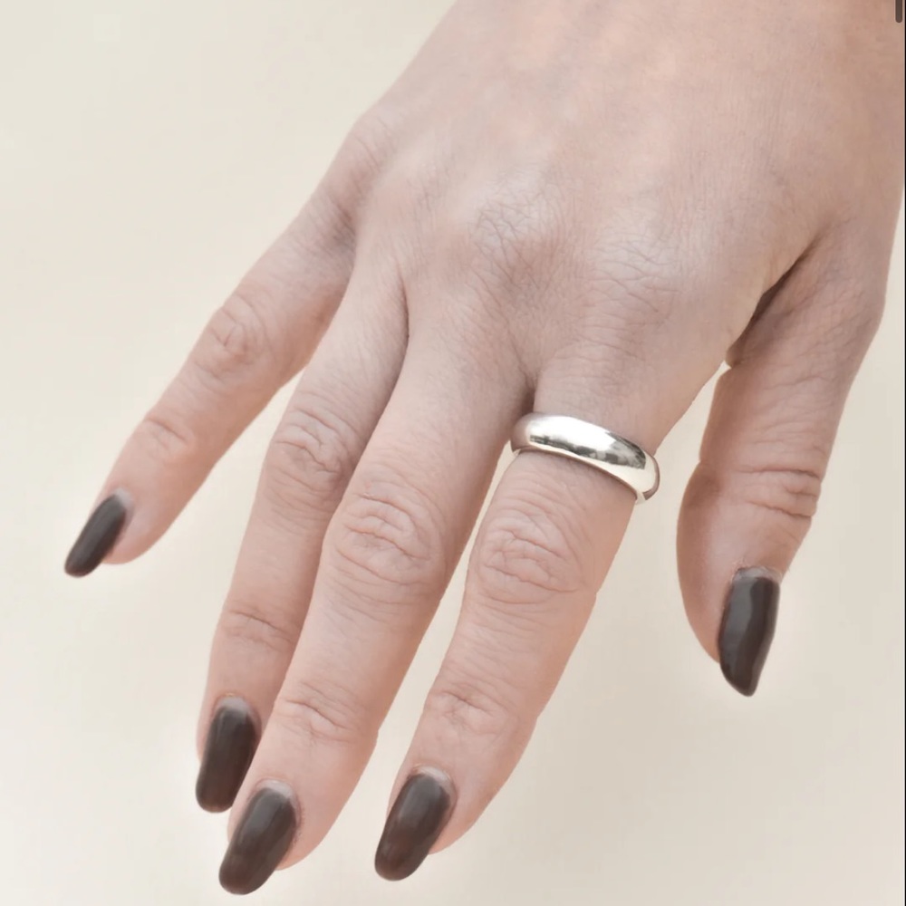 Reposeux Sterling Silver Thick Band Ring Size 4